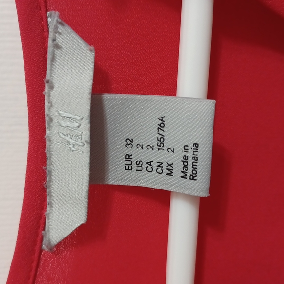 H&M Red Orange blouse - Picture 2 of 5